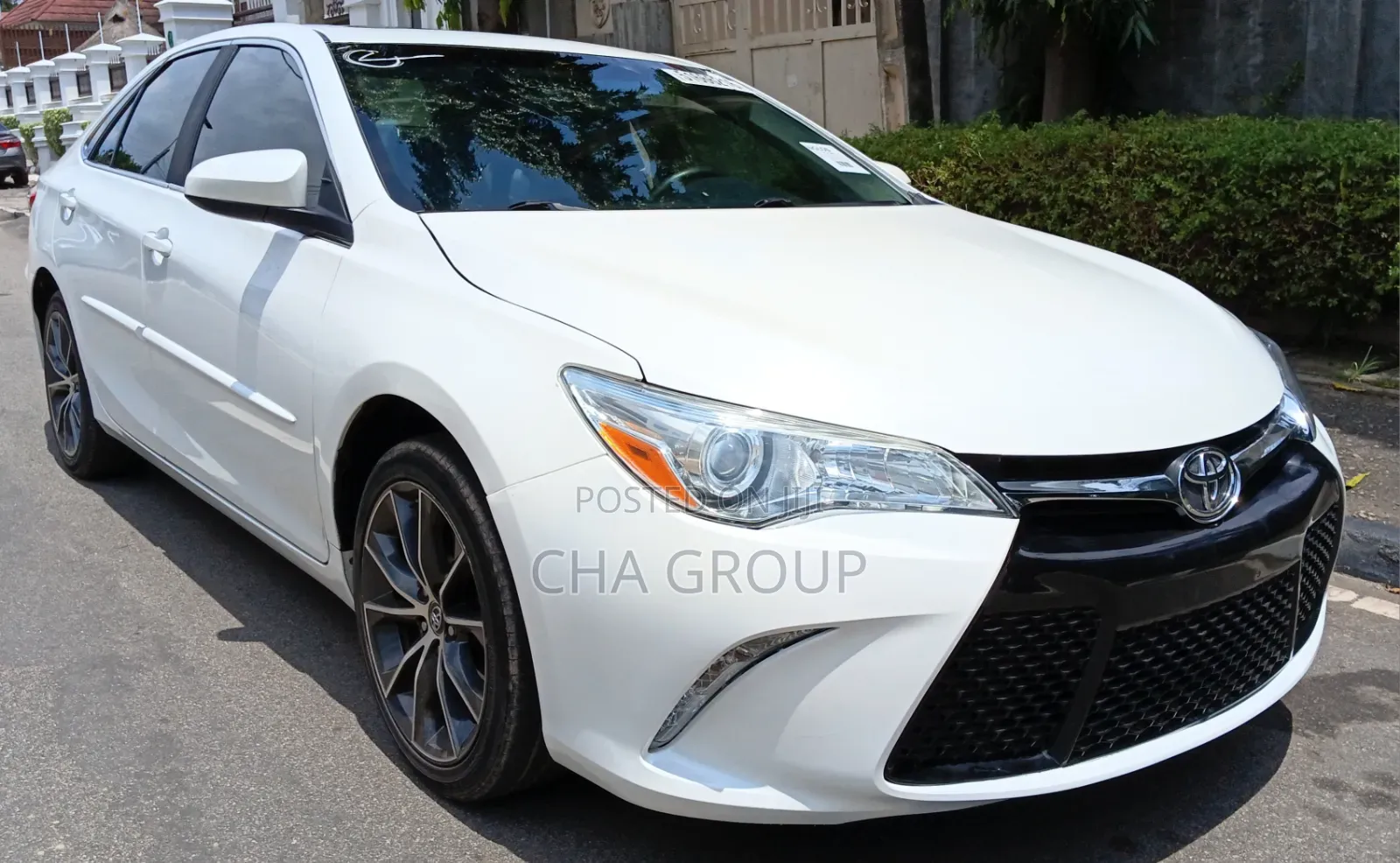 Toyota Camry XSE 4dr Sedan (2.5l 4cyl 6A) 2016 Off white