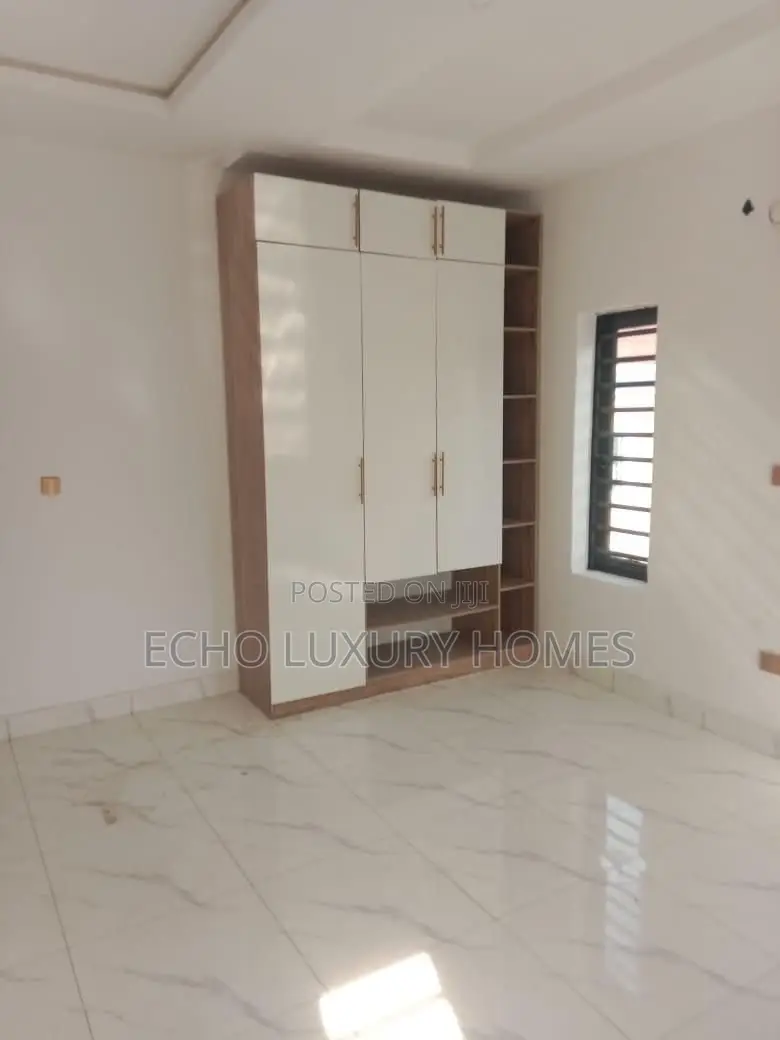 Furnished 2bdrm Apartment in Ibeshe / Amuwo-Odofin for sale