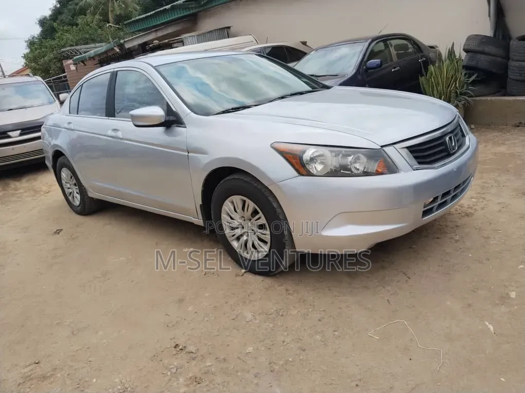 Honda Accord 2010 Silver
