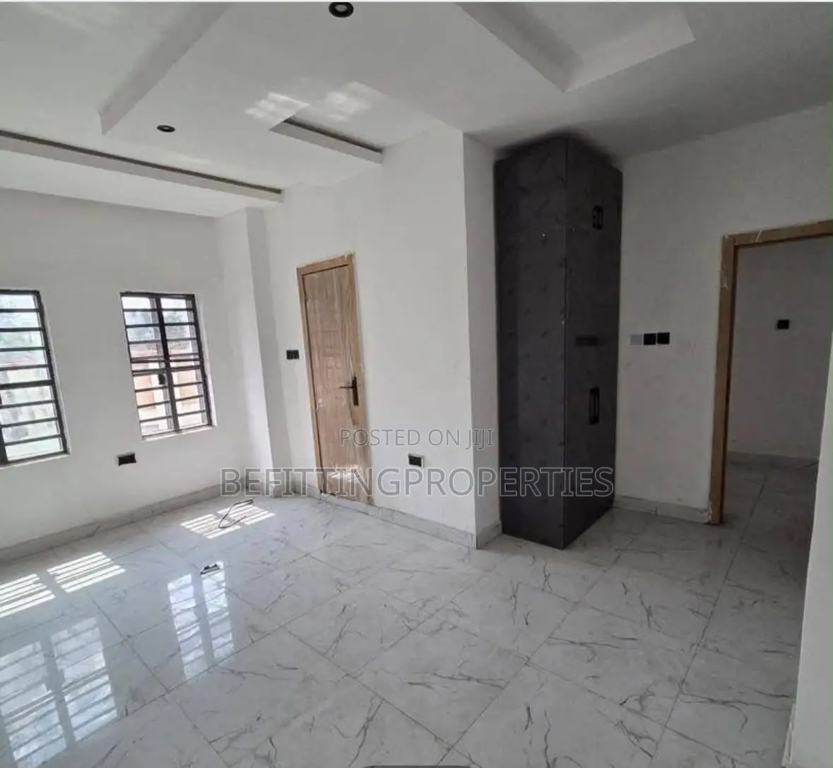 2bdrm Apartment in Yaba for sale