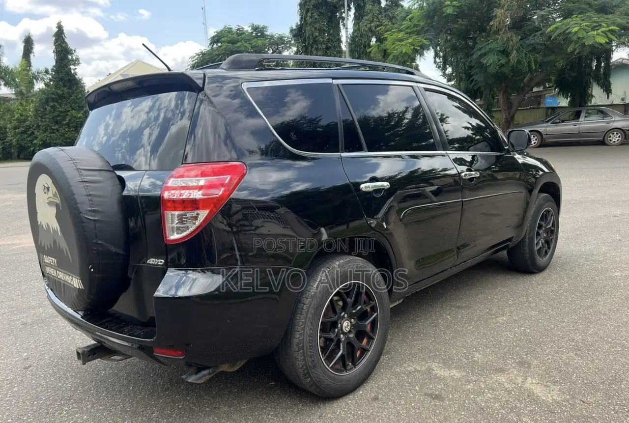 Toyota RAV4 2008 Blue