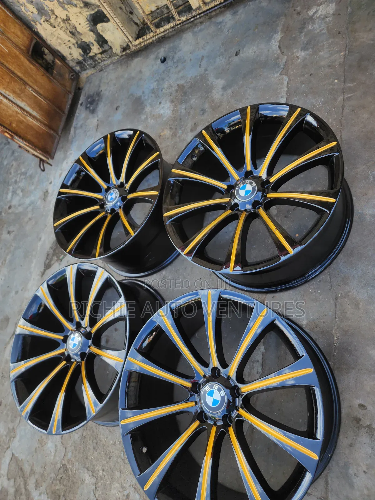 20-Inch BMW Staggered Rim.