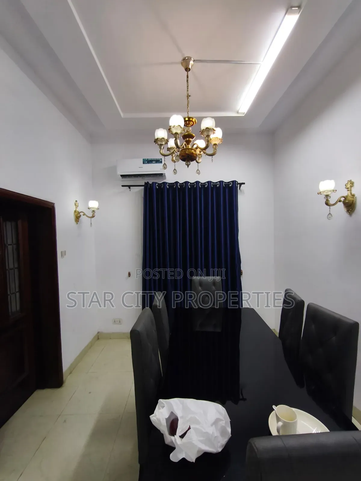3bdrm Apartment in Ikeja Gra for rent