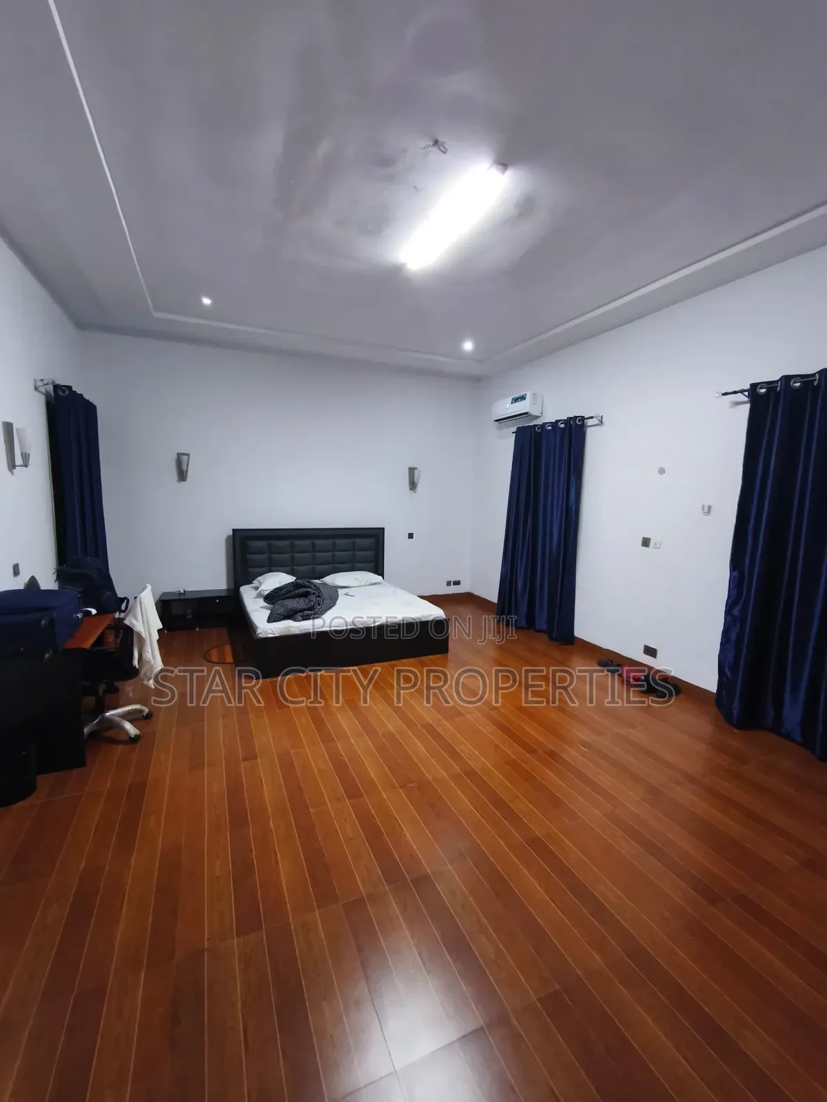 3bdrm Apartment in Ikeja Gra for rent