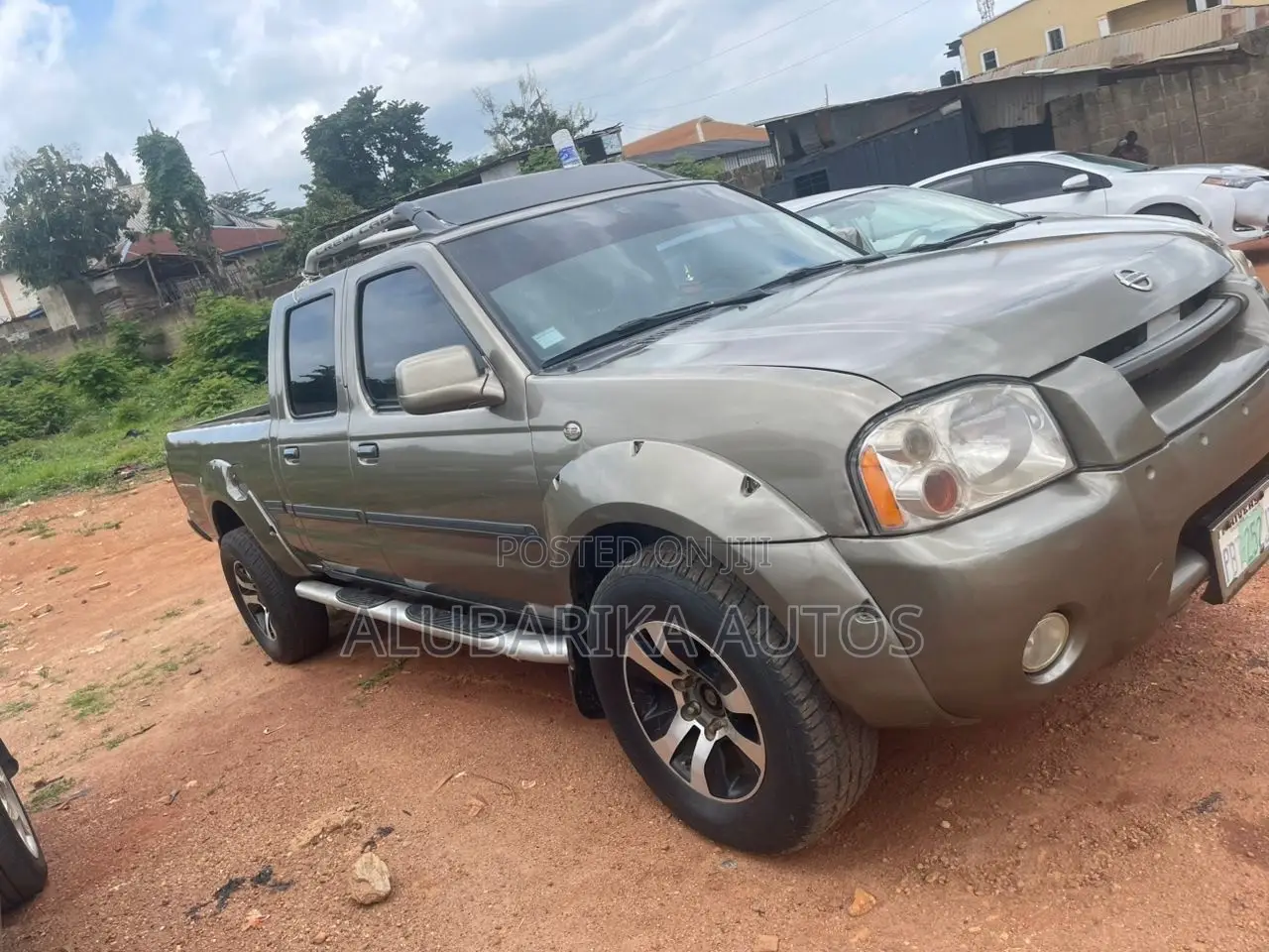 Nissan Frontier Automatic 2005 Gray