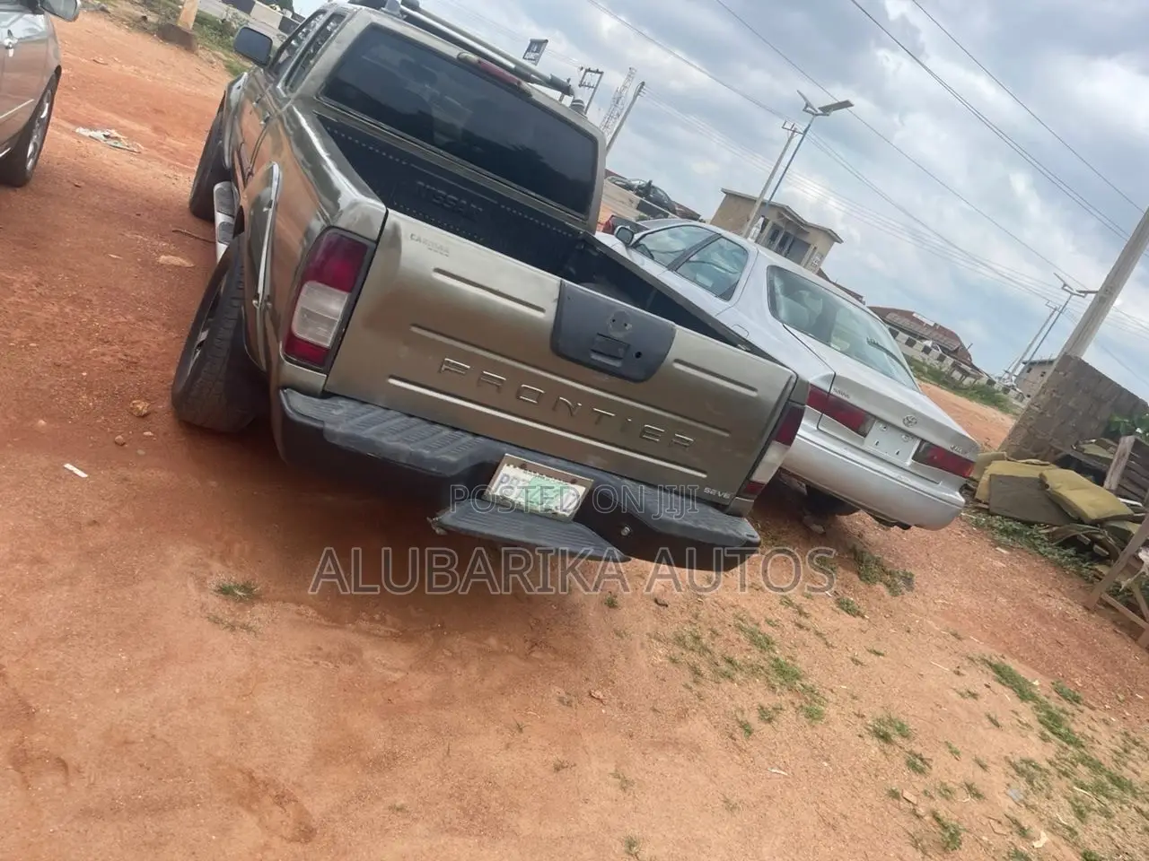 Nissan Frontier Automatic 2005 Gray