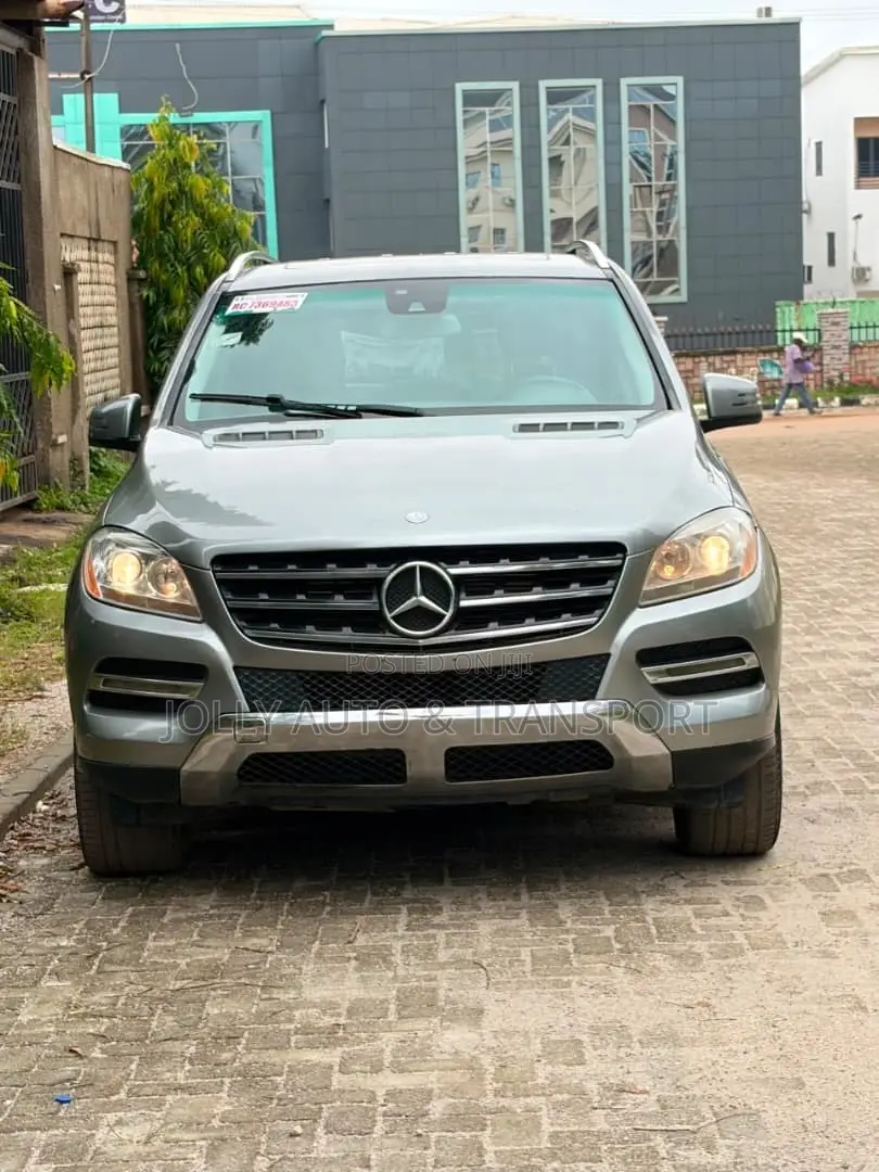 Mercedes-Benz M Class ML350 4MATIC 4dr SUV AWD (3.5L 6cyl 7A) 2015