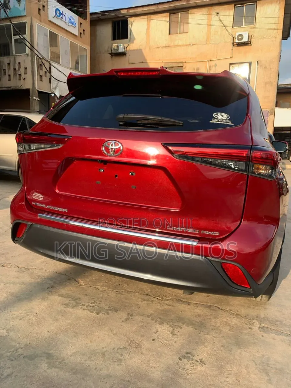 Toyota Highlander 2022 Red