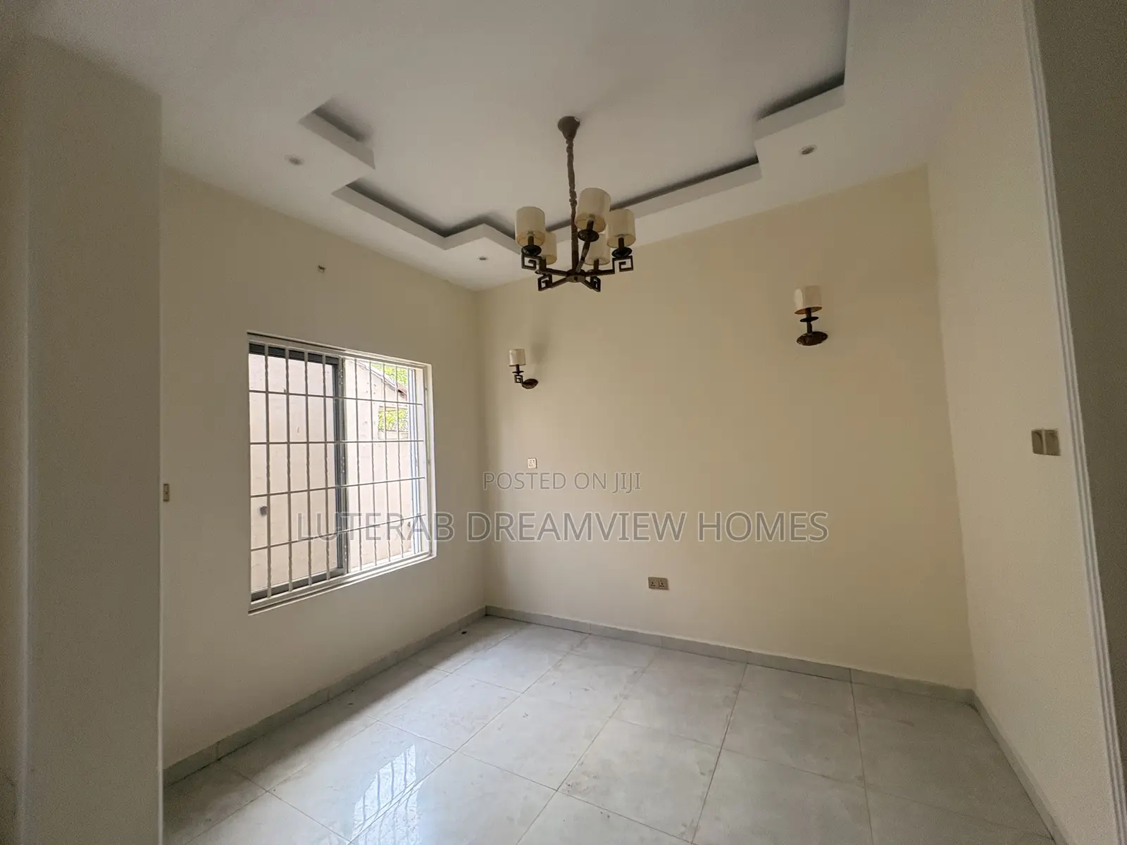 2bdrm Block of Flats in Zone 6 / Wuse for rent