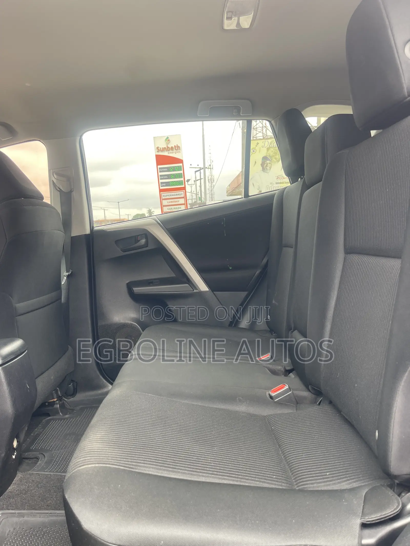 Toyota RAV4 LE AWD (2.5L 4cyl 6A) 2016 Black