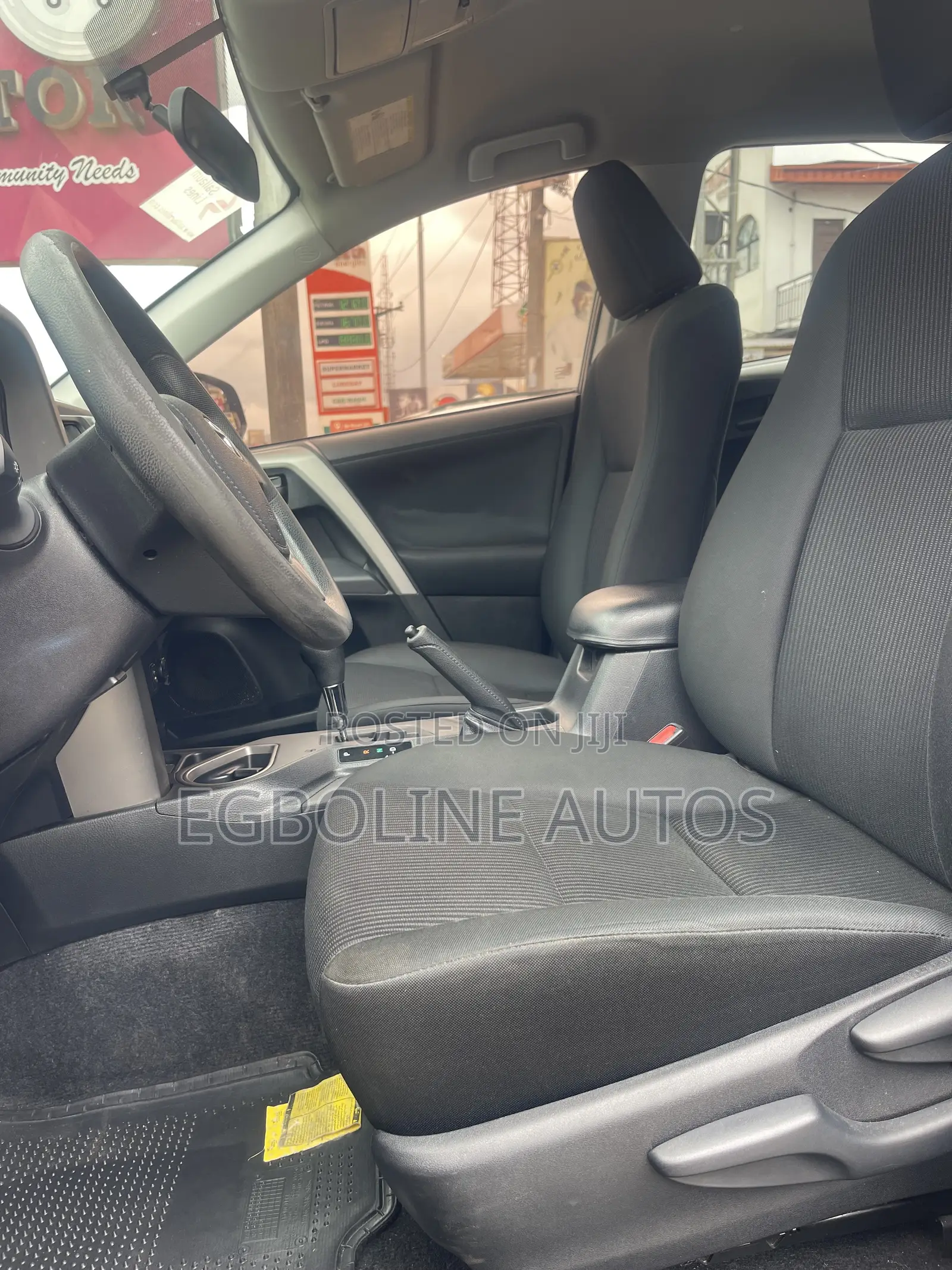 Toyota RAV4 LE AWD (2.5L 4cyl 6A) 2016 Black