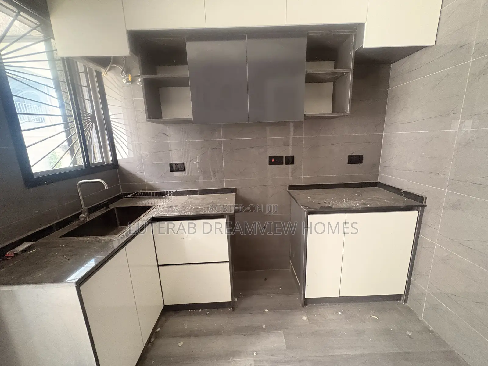2bdrm Block of Flats in Zone 6 / Wuse for rent