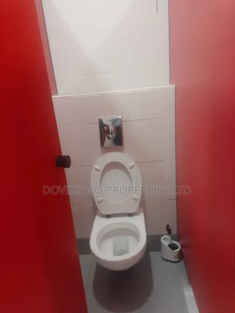 280sqm Office on the 6th Floor With Kitchenette and 3 Toilets.