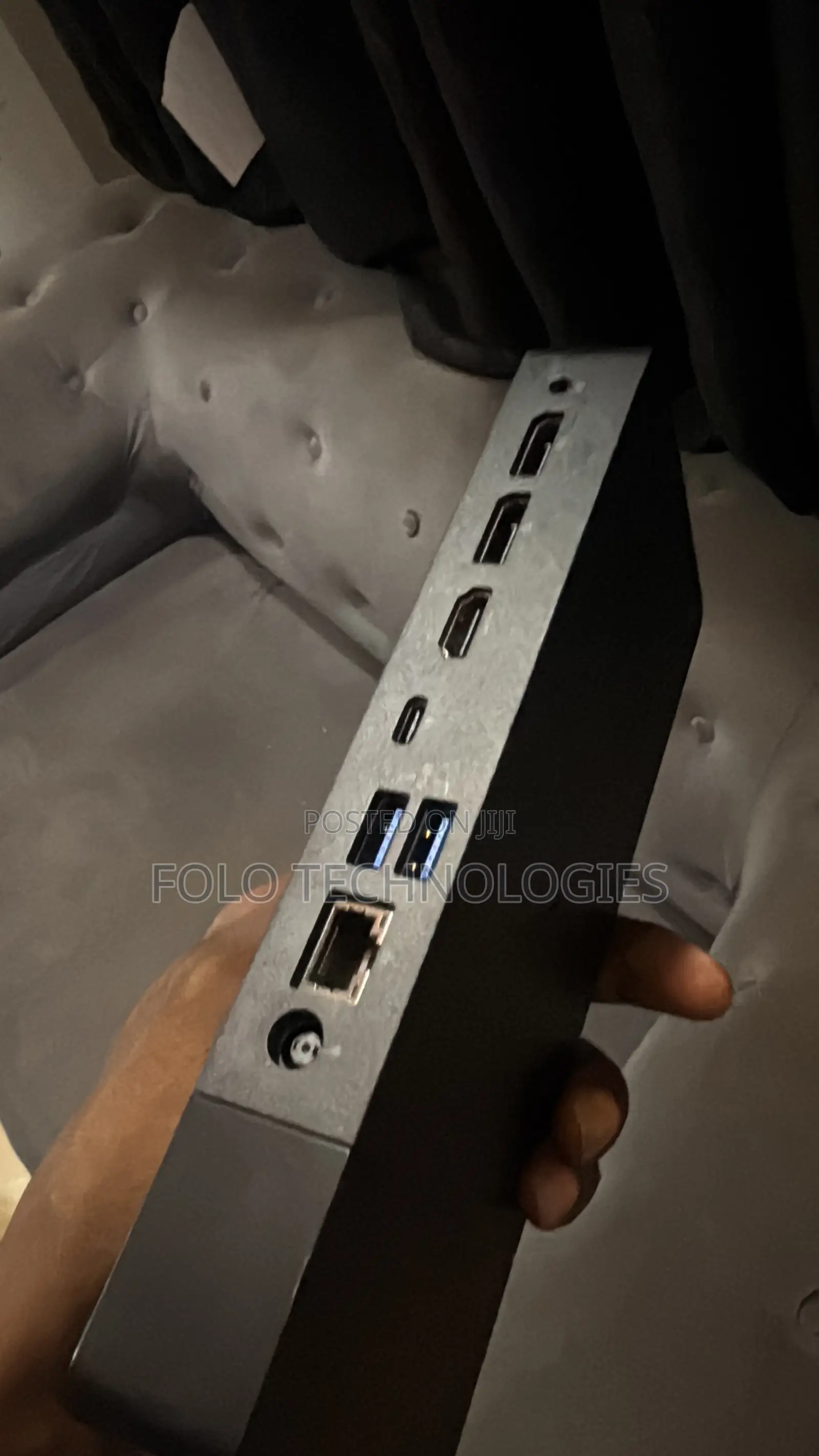 Dell Docking Station WD19 + Charger + Display Cable + USB Uplink Cable