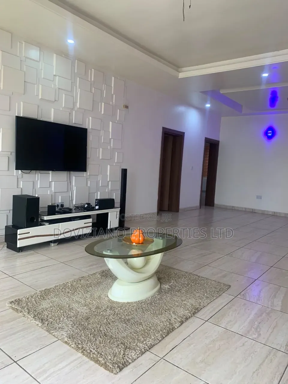 3bdrm Apartment in Victoria Island Extension for rent