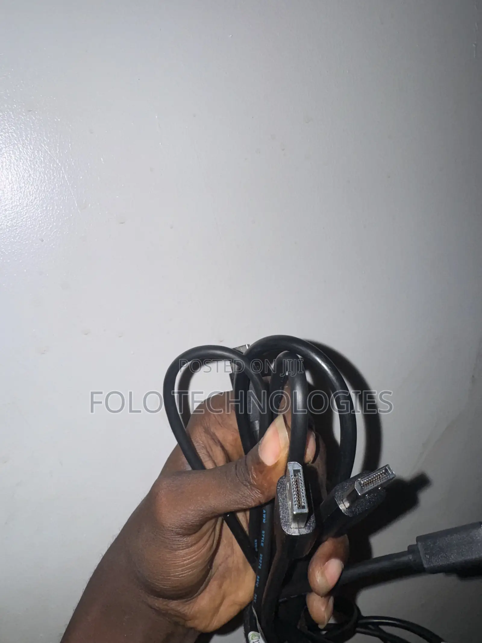 Dell Docking Station WD19 + Charger + Display Cable + USB Uplink Cable