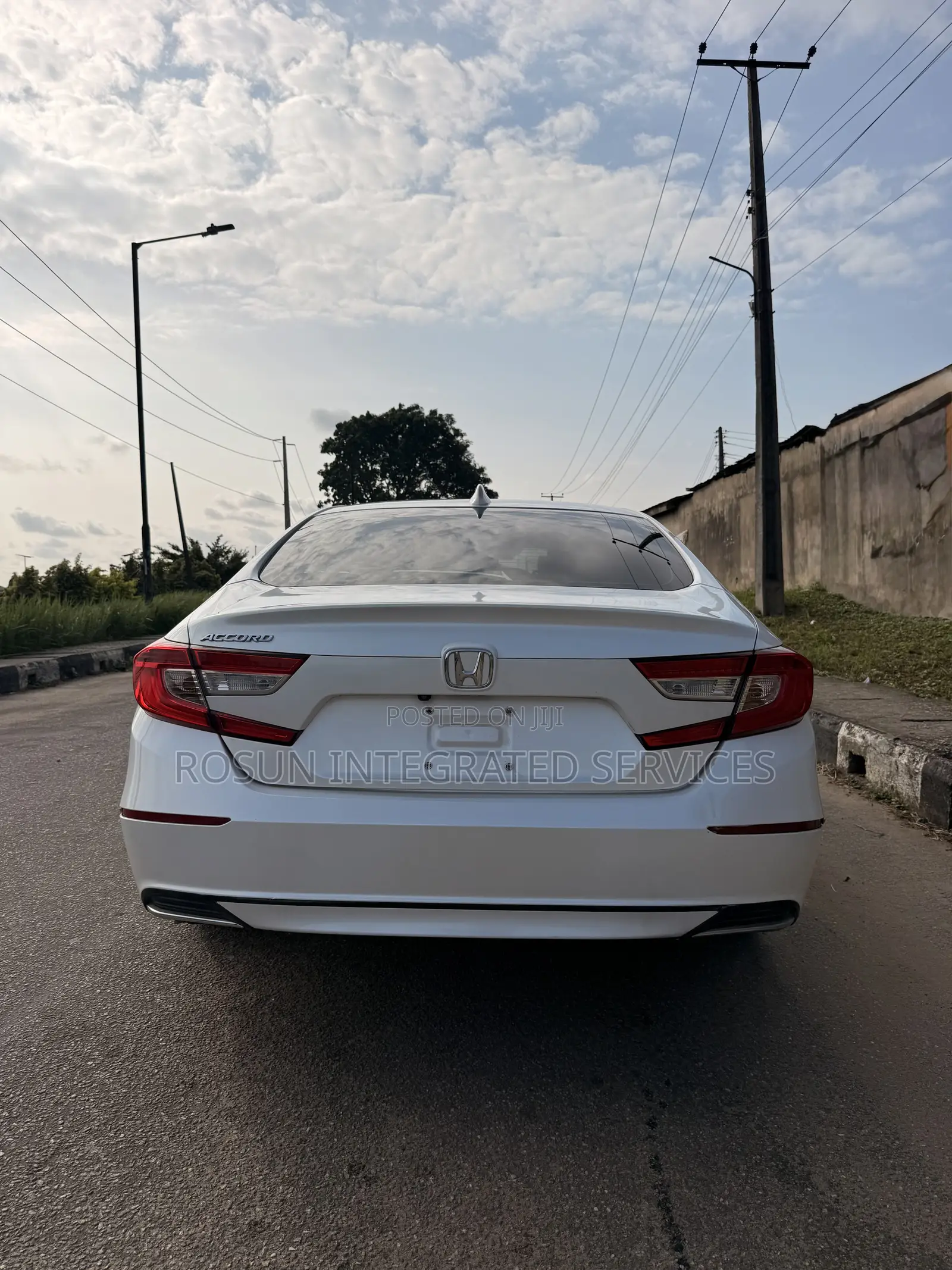 Honda Accord EX-L 2.0T 2018 White