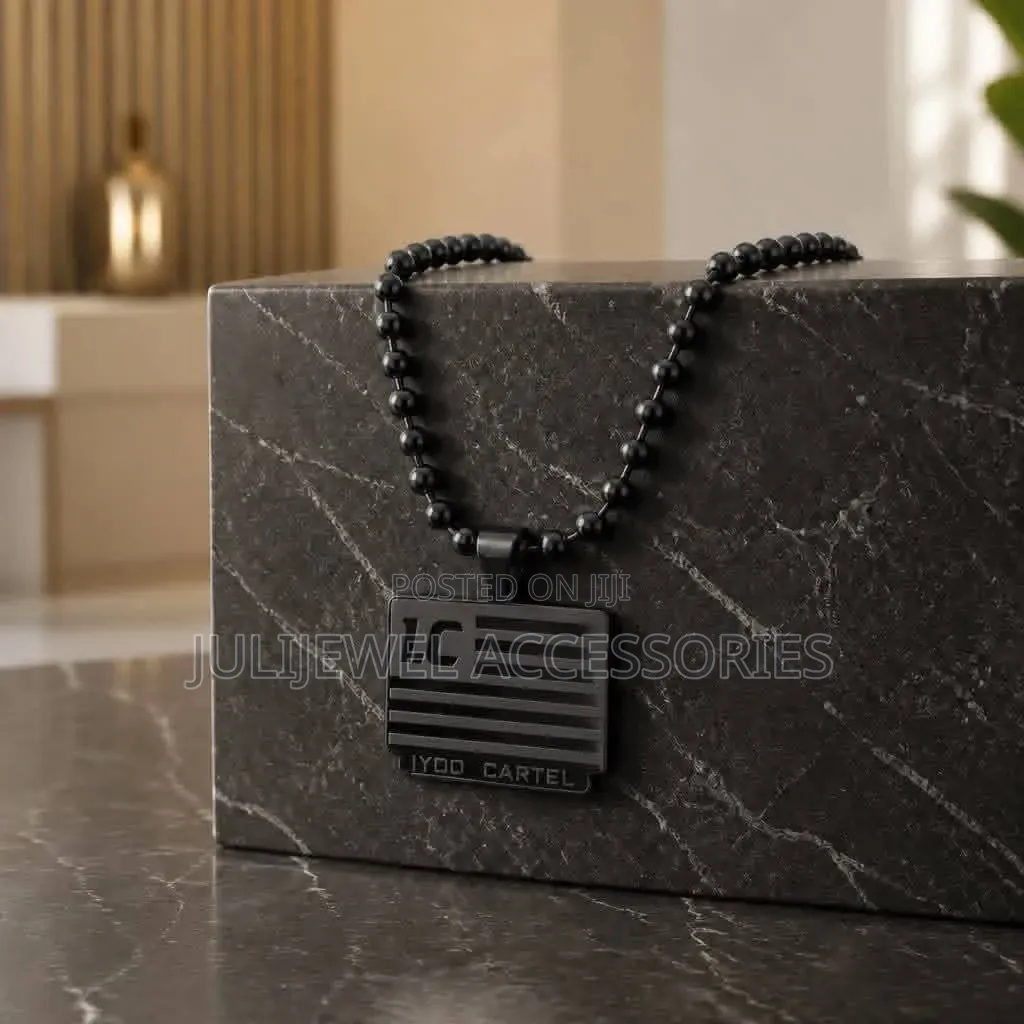 Iyoo Cartel/ "I.C" Pendant Necklace Ball Chain/ Bead Chain for Men
