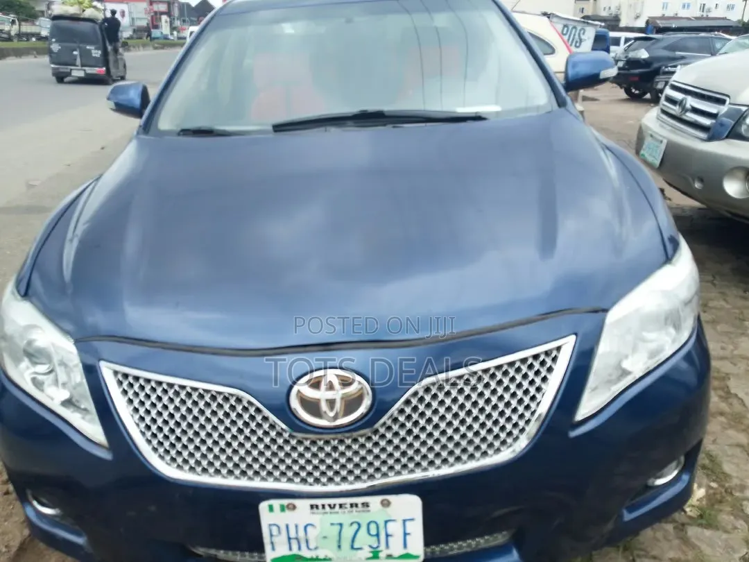 Toyota Camry XLE 4dr Sedan (2.4L 4cyl 5A) 2009 Blue