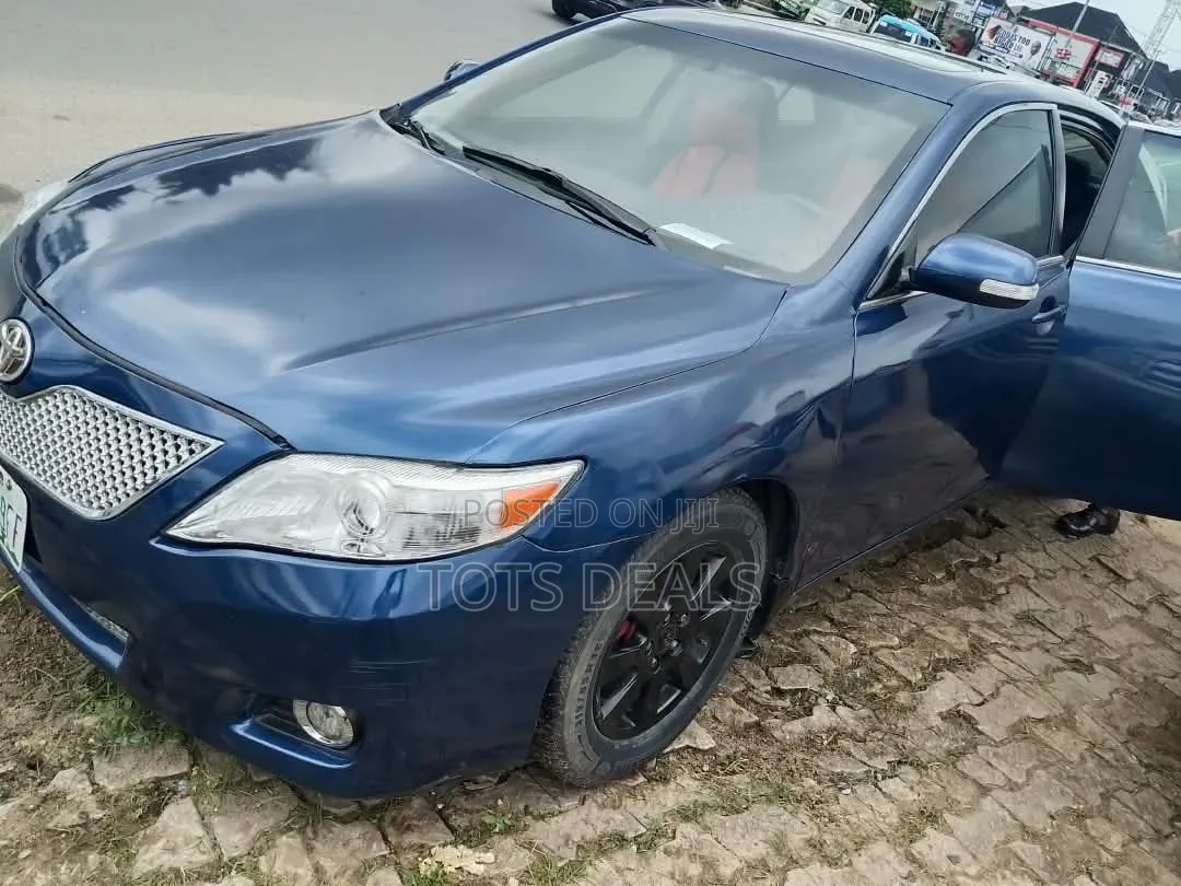 Toyota Camry XLE 4dr Sedan (2.4L 4cyl 5A) 2009 Blue