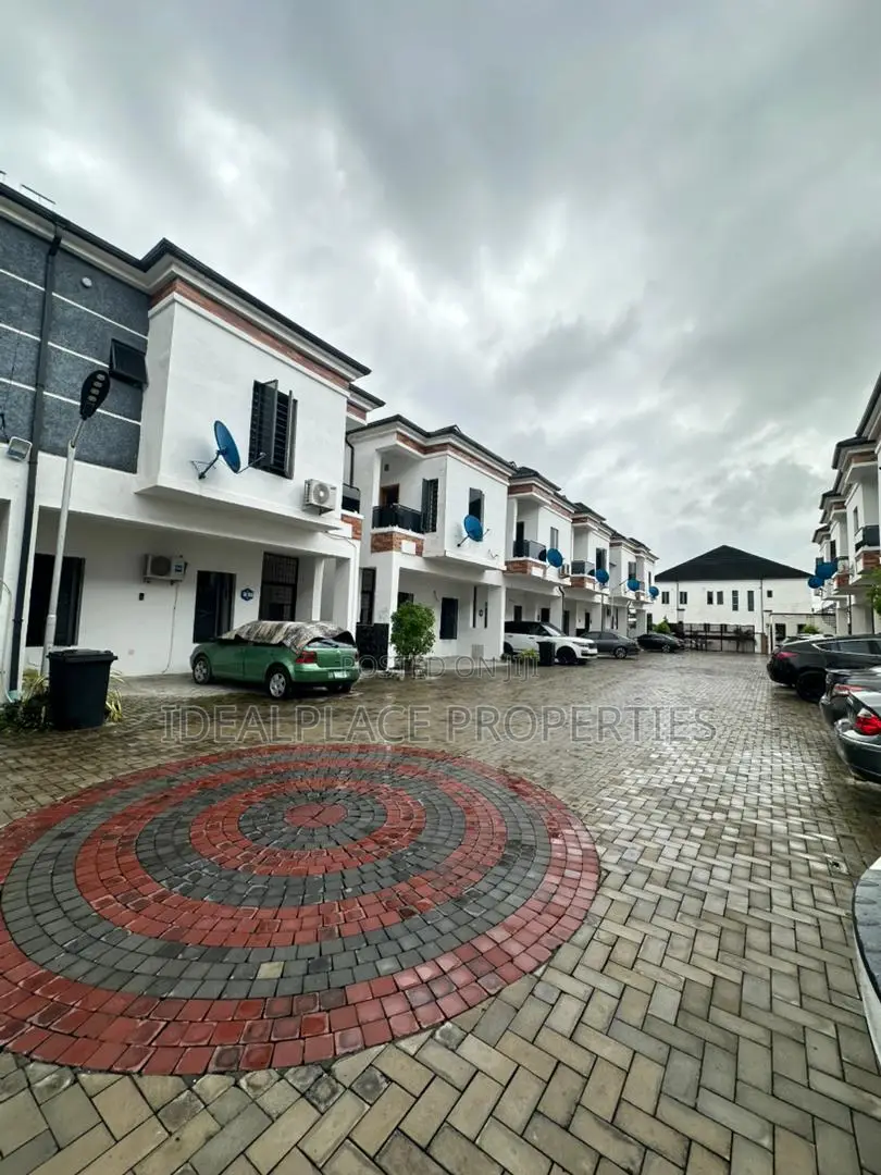 4bdrm Townhouse/Terrace in VGC / Ajah for sale
