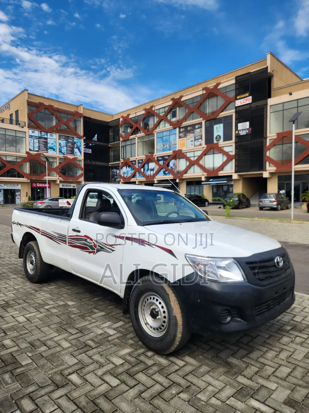 Toyota Hilux 2009 White