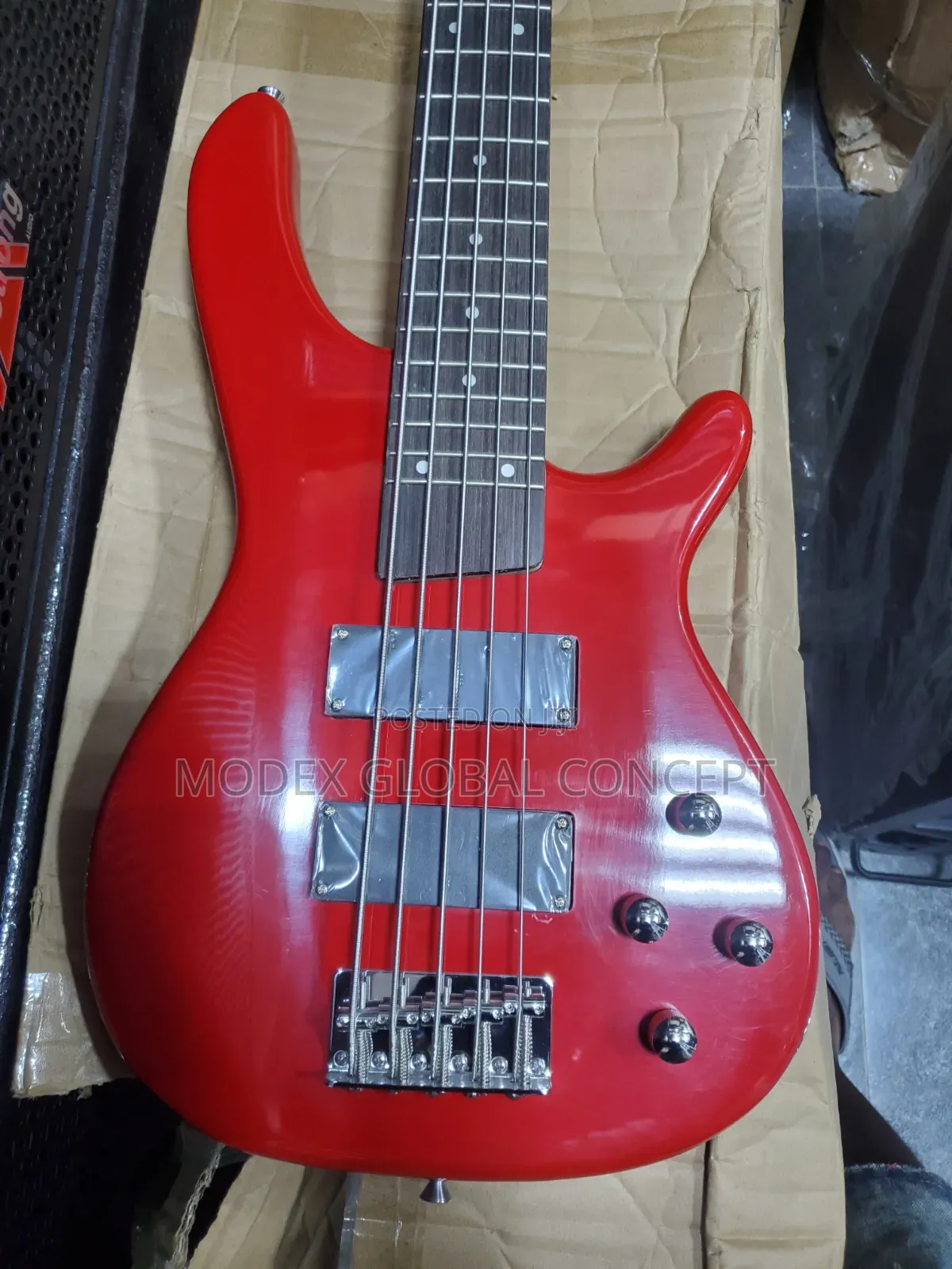Armstrong Electric Bass Guitar ๐ธ