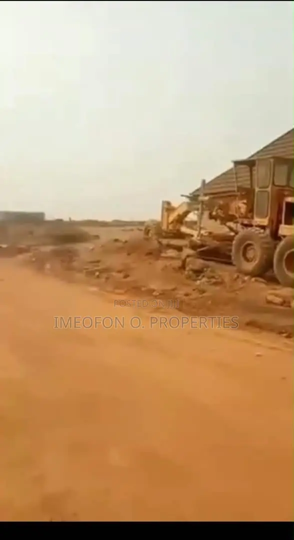 Land for Sale- Size :35.69ha on a Tarred Road at Karsana North