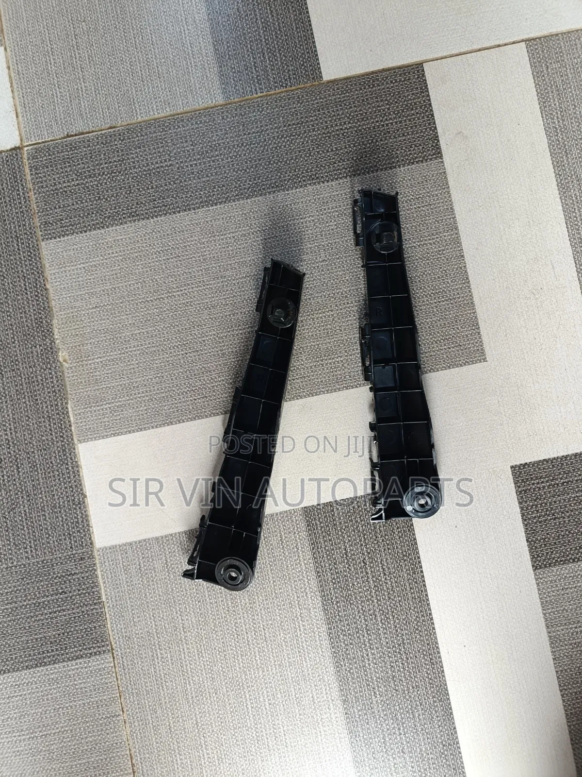Bumper Clip Toyota Camry 2012