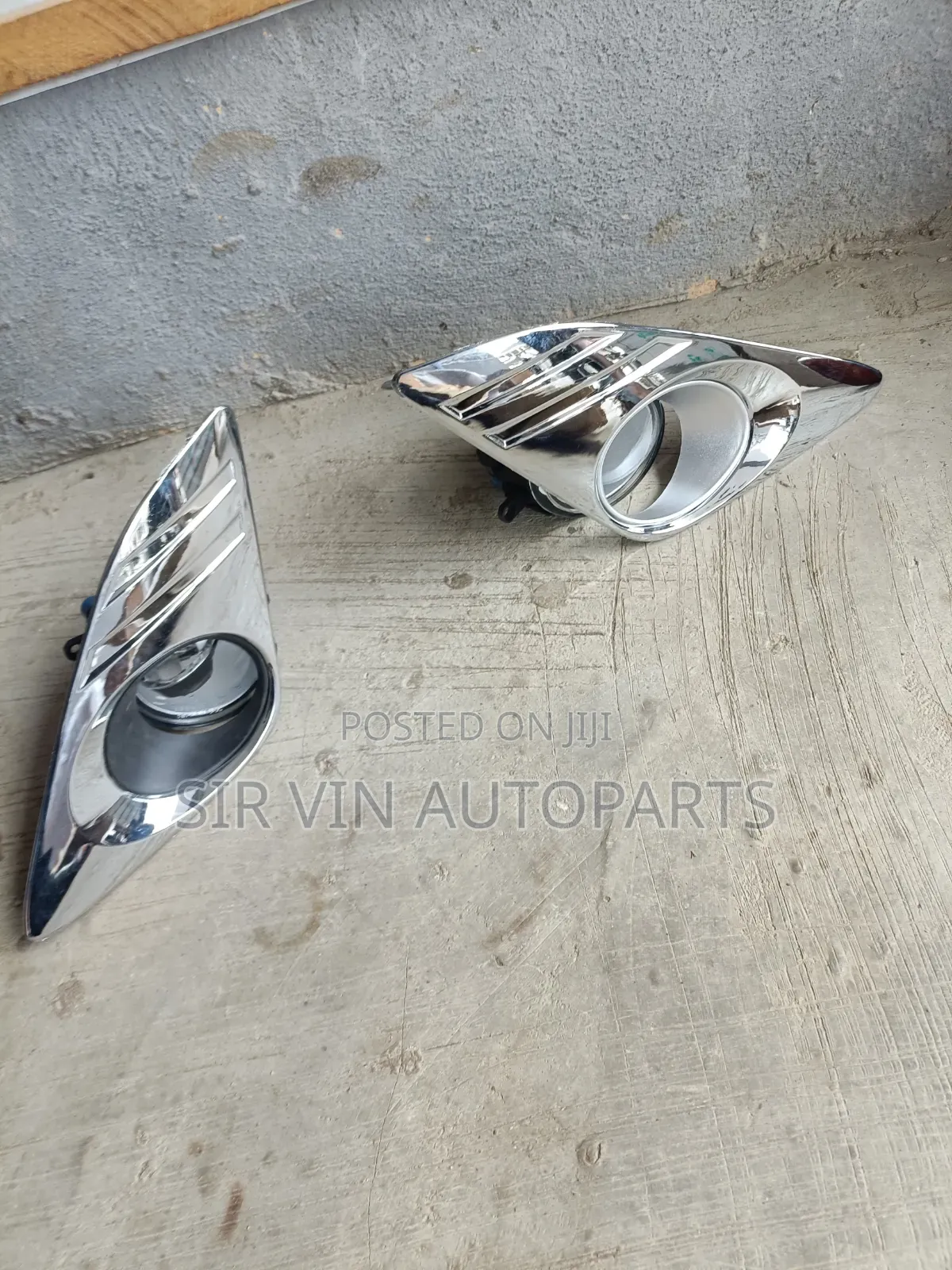 Foglight/Chrome Toyota Camry 2012 LE/XLE