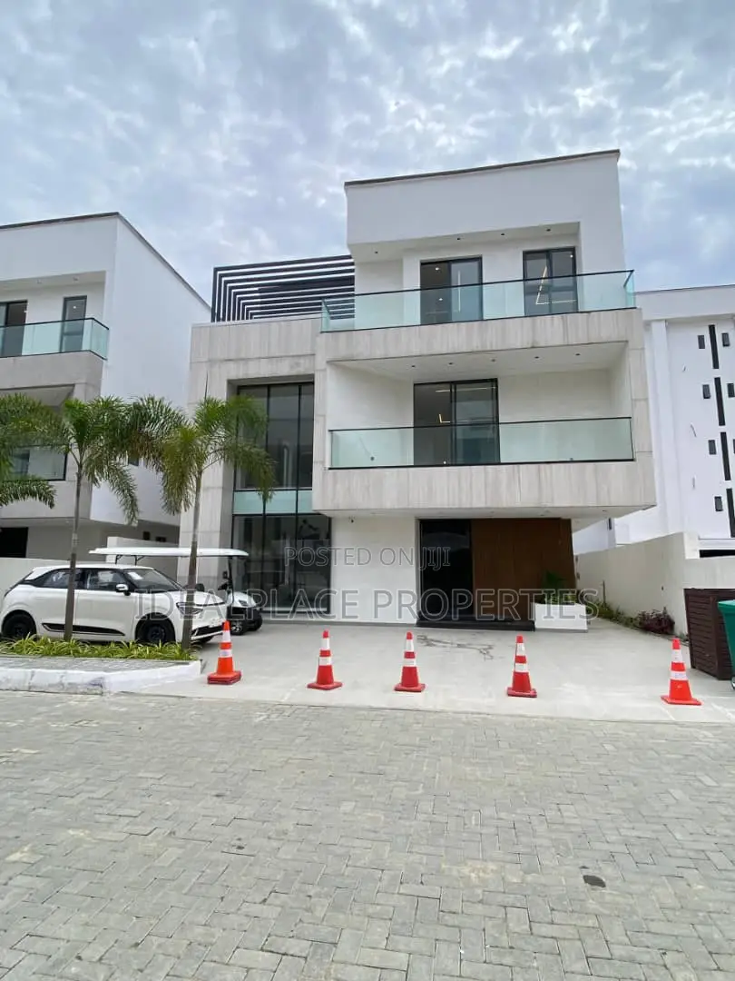 6bdrm Duplex in Lekki Phase 1 for sale