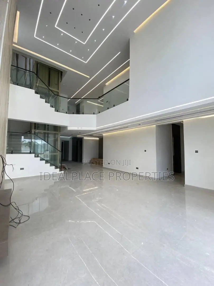 6bdrm Duplex in Lekki Phase 1 for sale