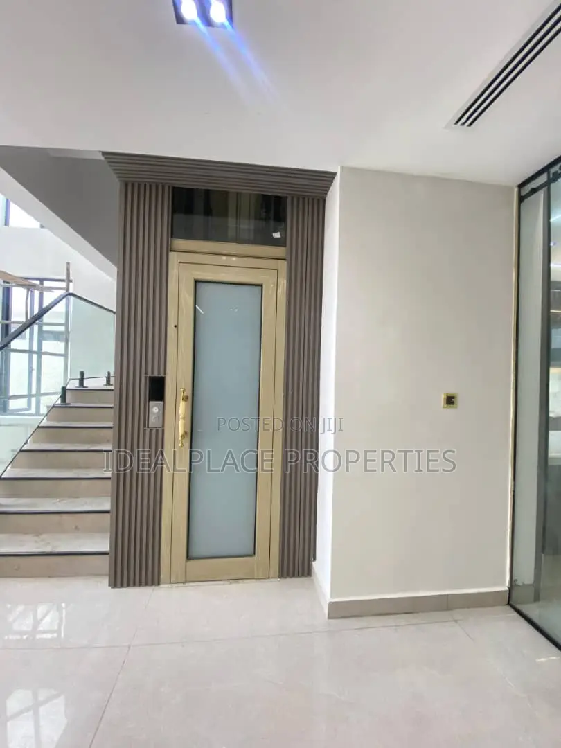 6bdrm Duplex in Lekki Phase 1 for sale