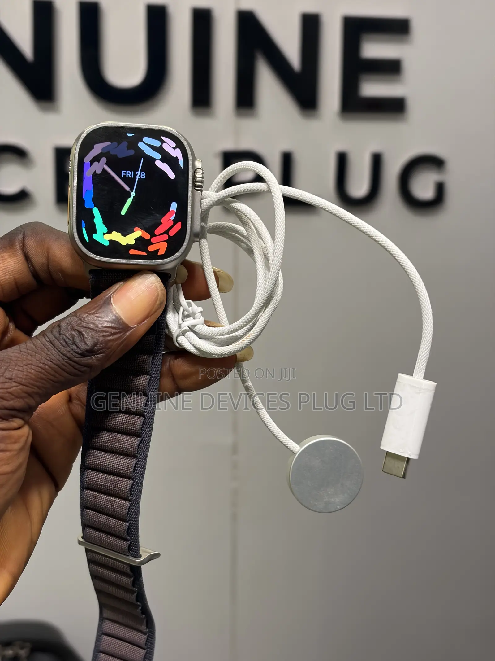 Apple Watch Ultra [GPS + Cellular 49mm] Titanium Case + Charger