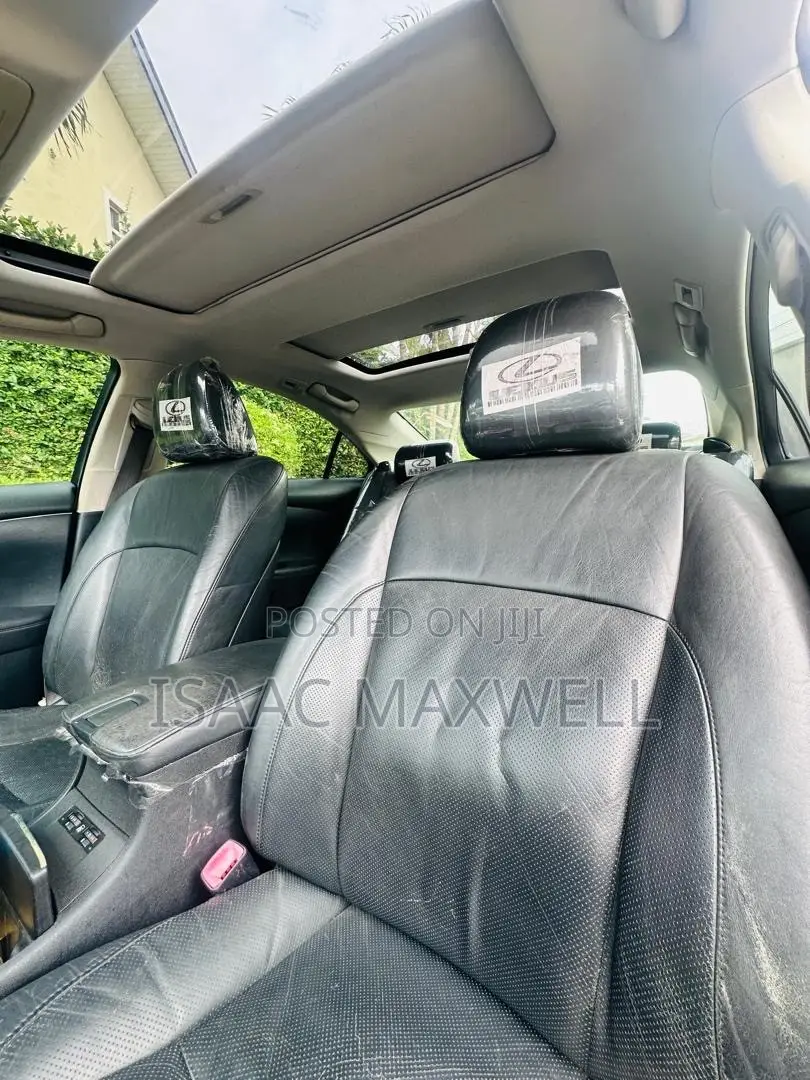 Lexus ES 2012 White