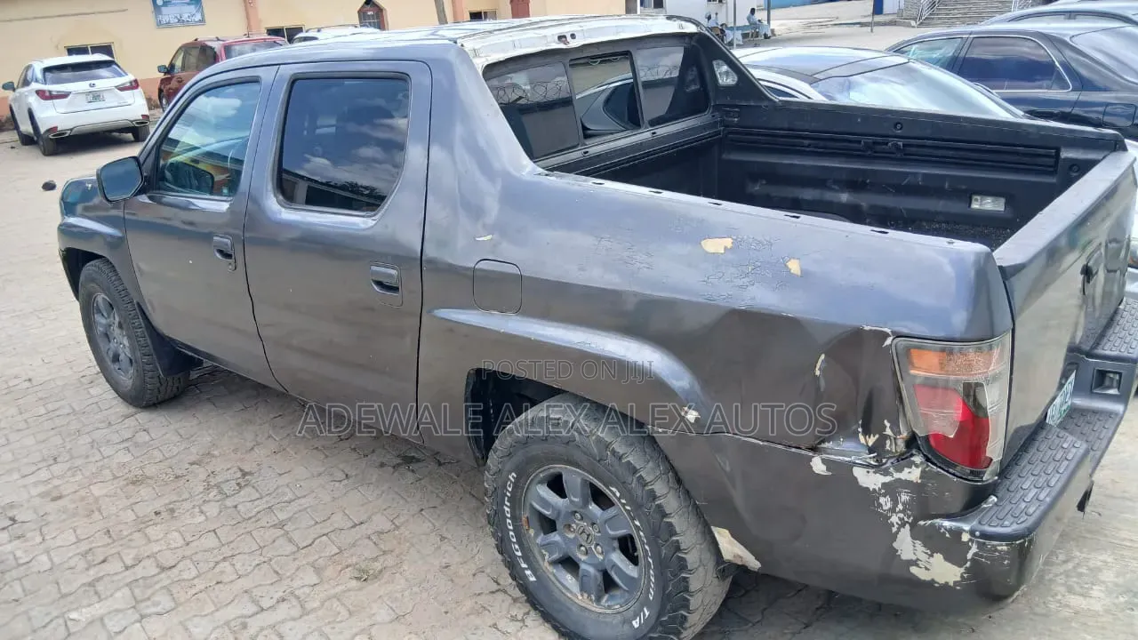 Honda Ridgeline 2007 Gray