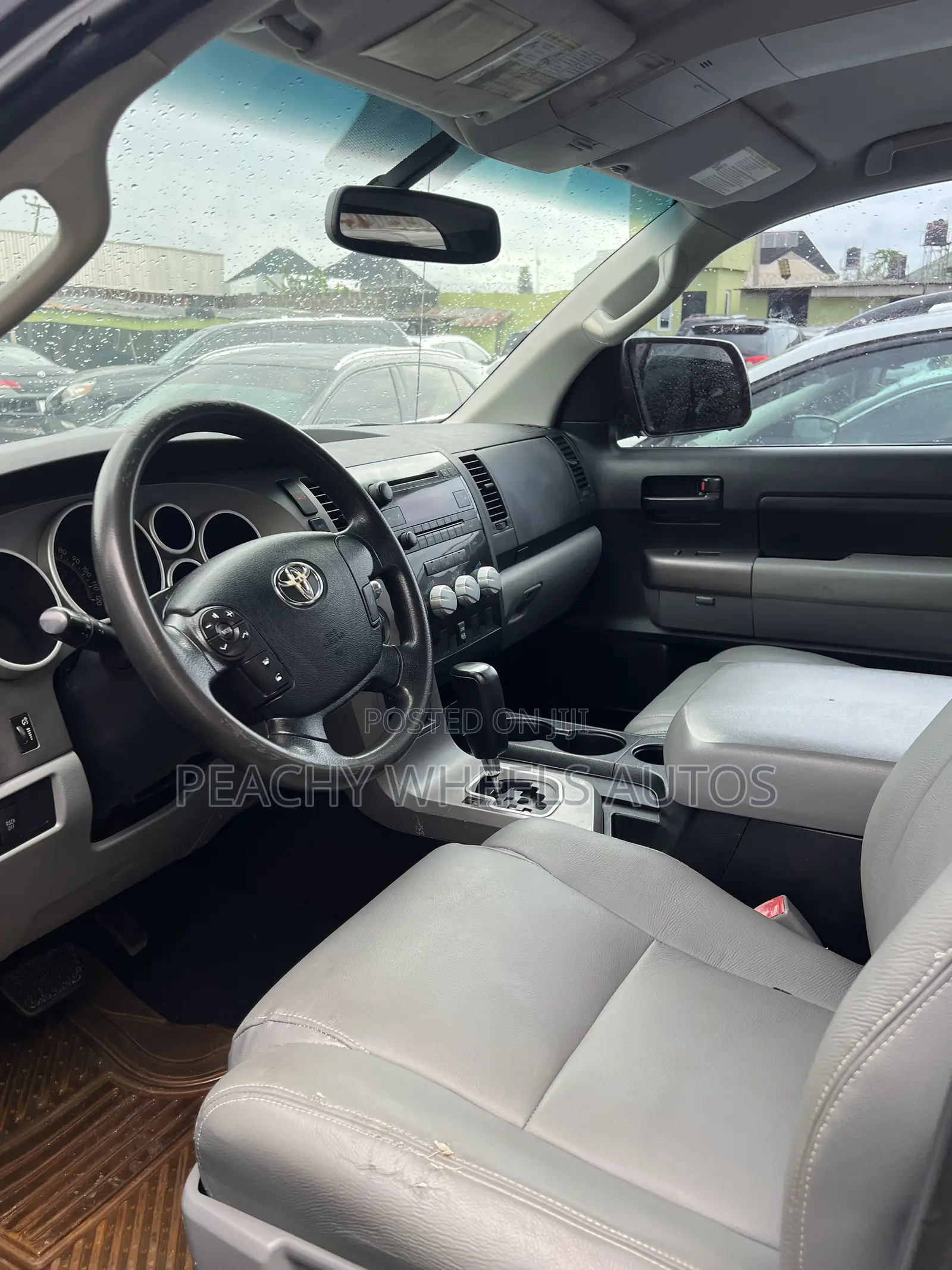Toyota Tundra 2012 Black