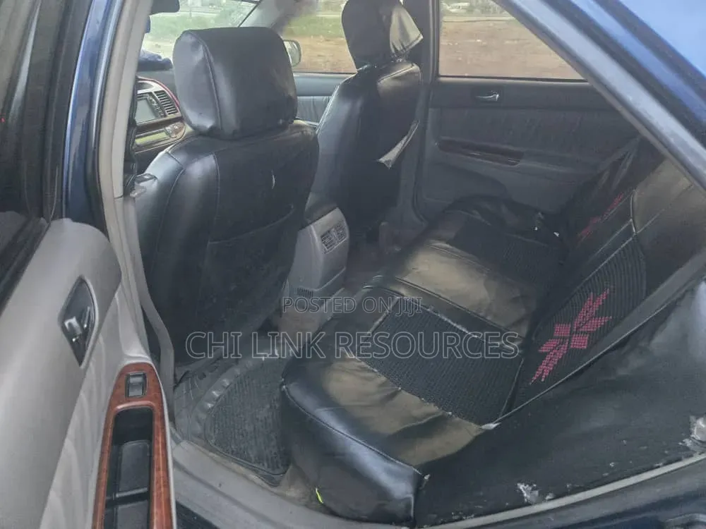 Toyota Camry 2004 Blue