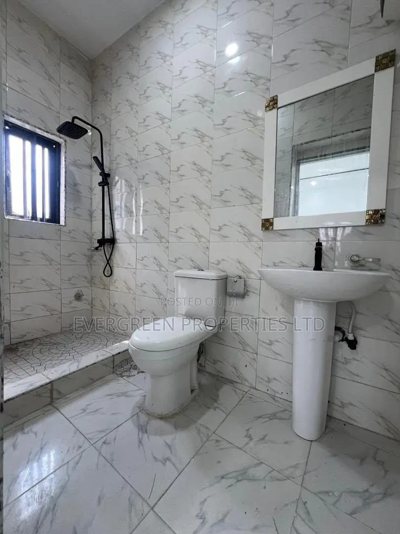 2bdrm Block of Flats in Ikate for rent