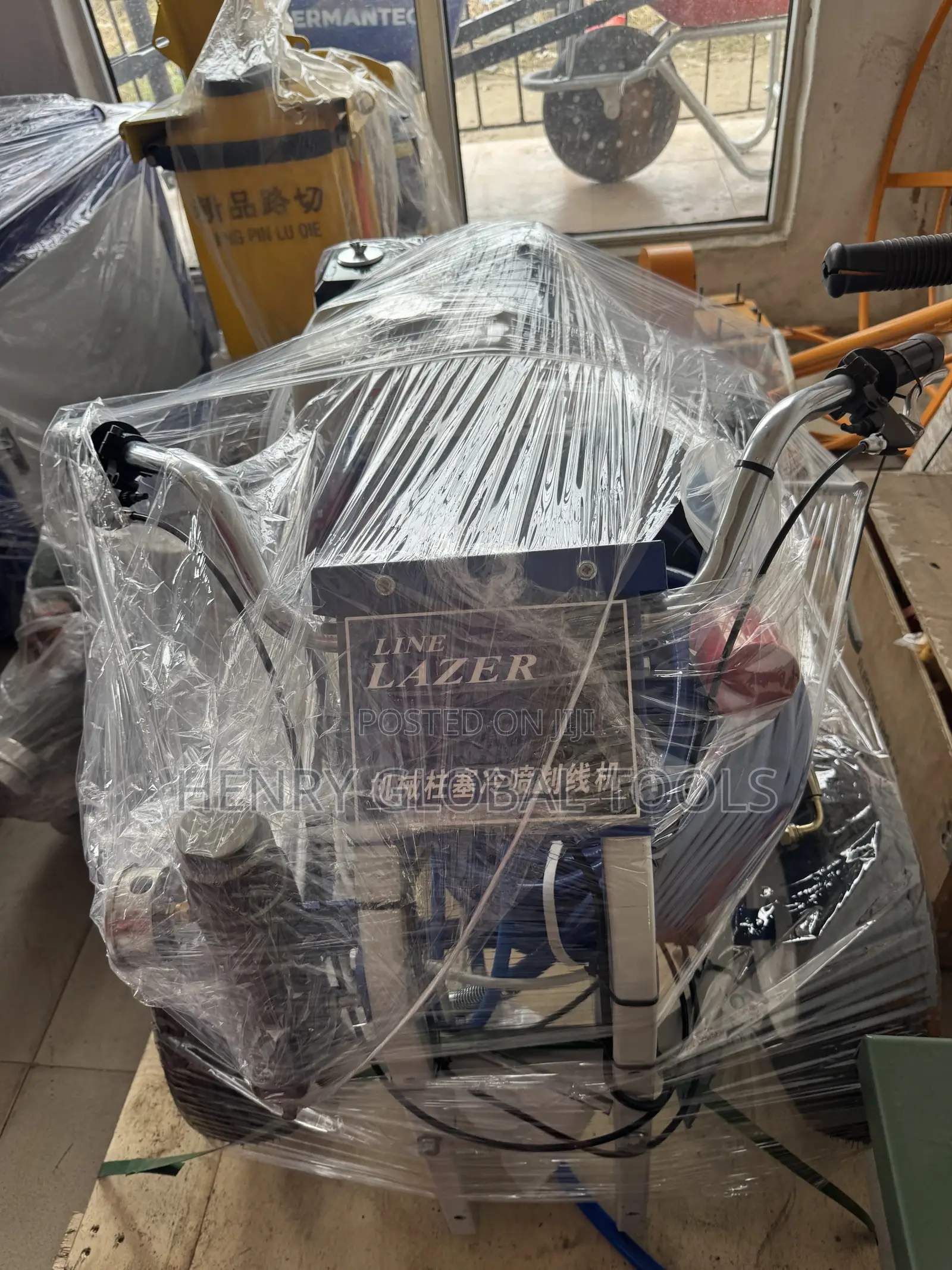 Professional Cold Airless Spray Road Marking Machine