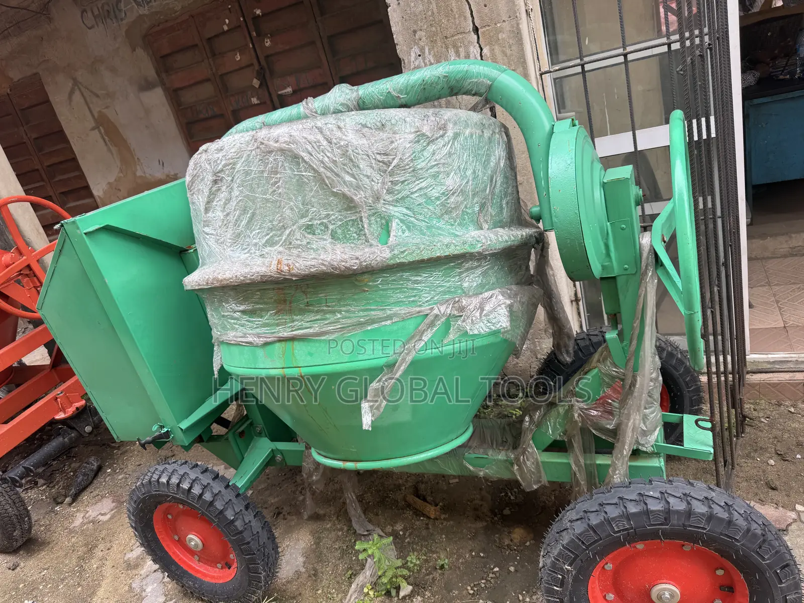 Heavy-Duty 600L Concrete Cement Mixer