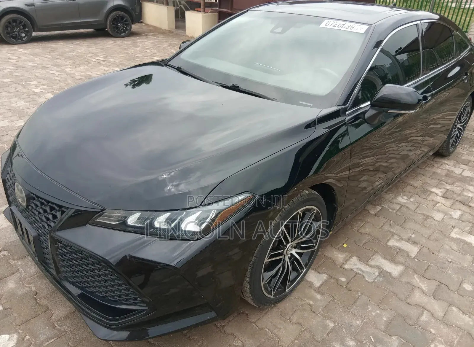 Toyota Avalon XSE FWD Sedan (3.5L V6 8A) 2019 Matt Black