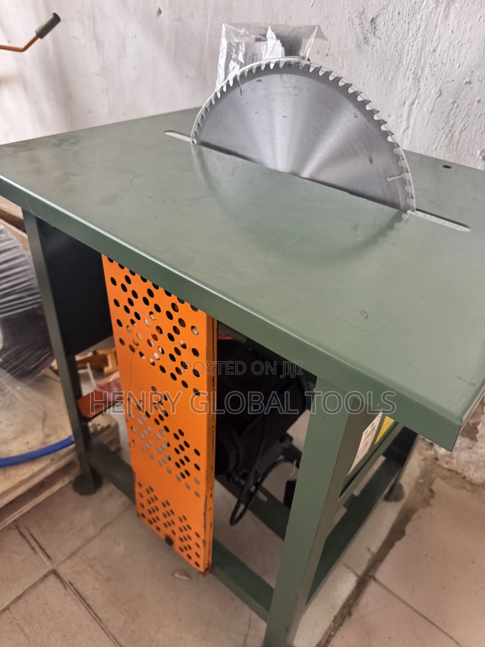 Professional 400mm Electric Wood Cutting Table Saw
