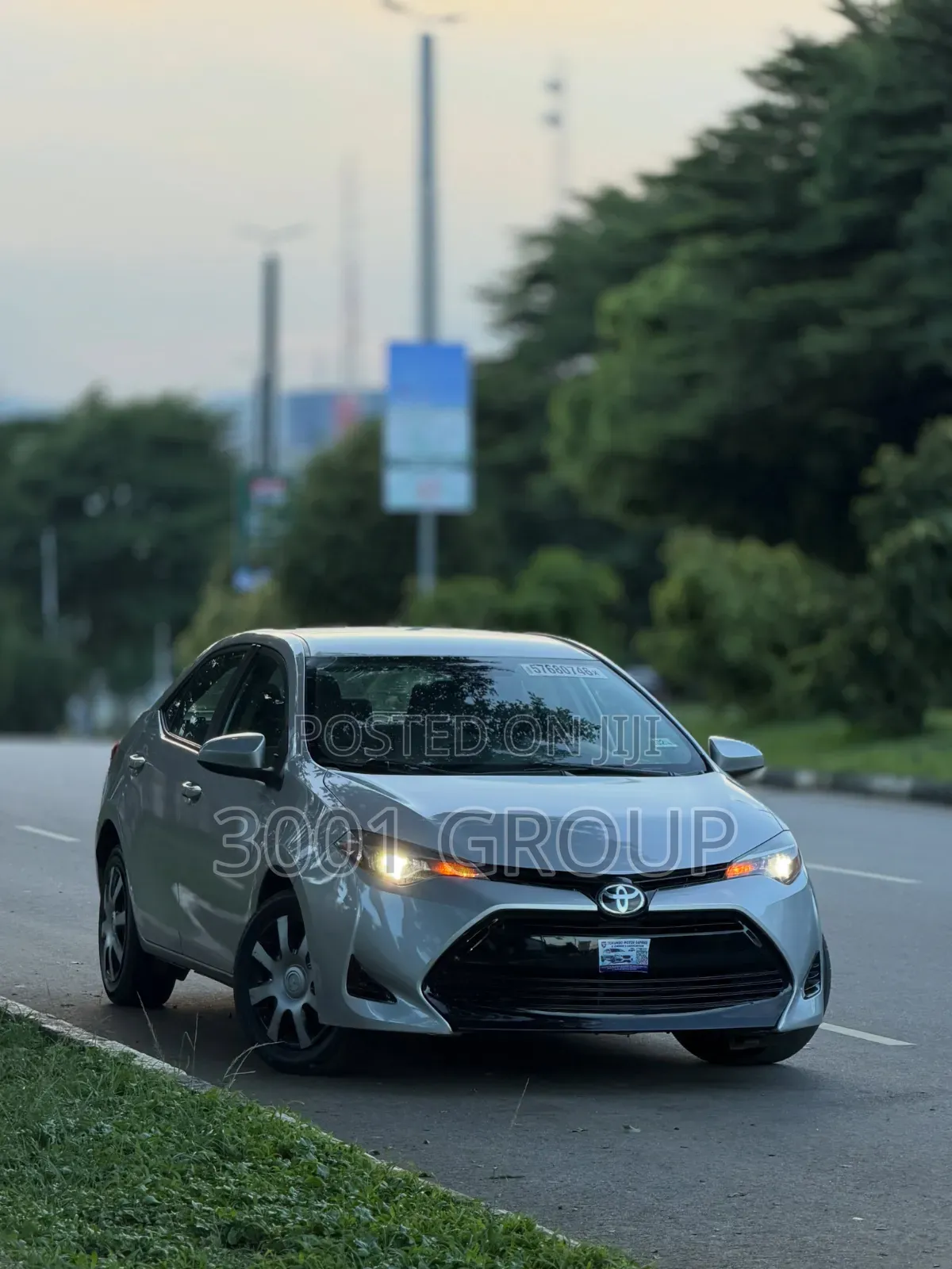 Toyota Corolla 2017 Silver