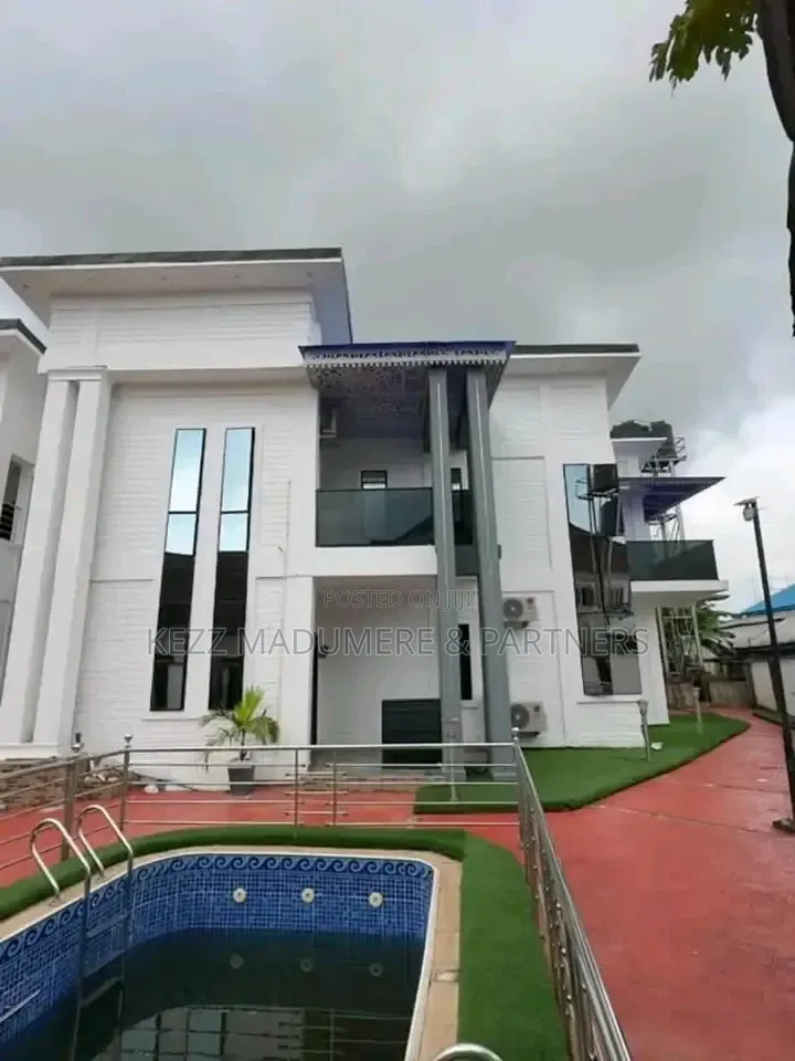 Furnished 5bdrm Duplex in In An Estate , Sars, New Layout for sale