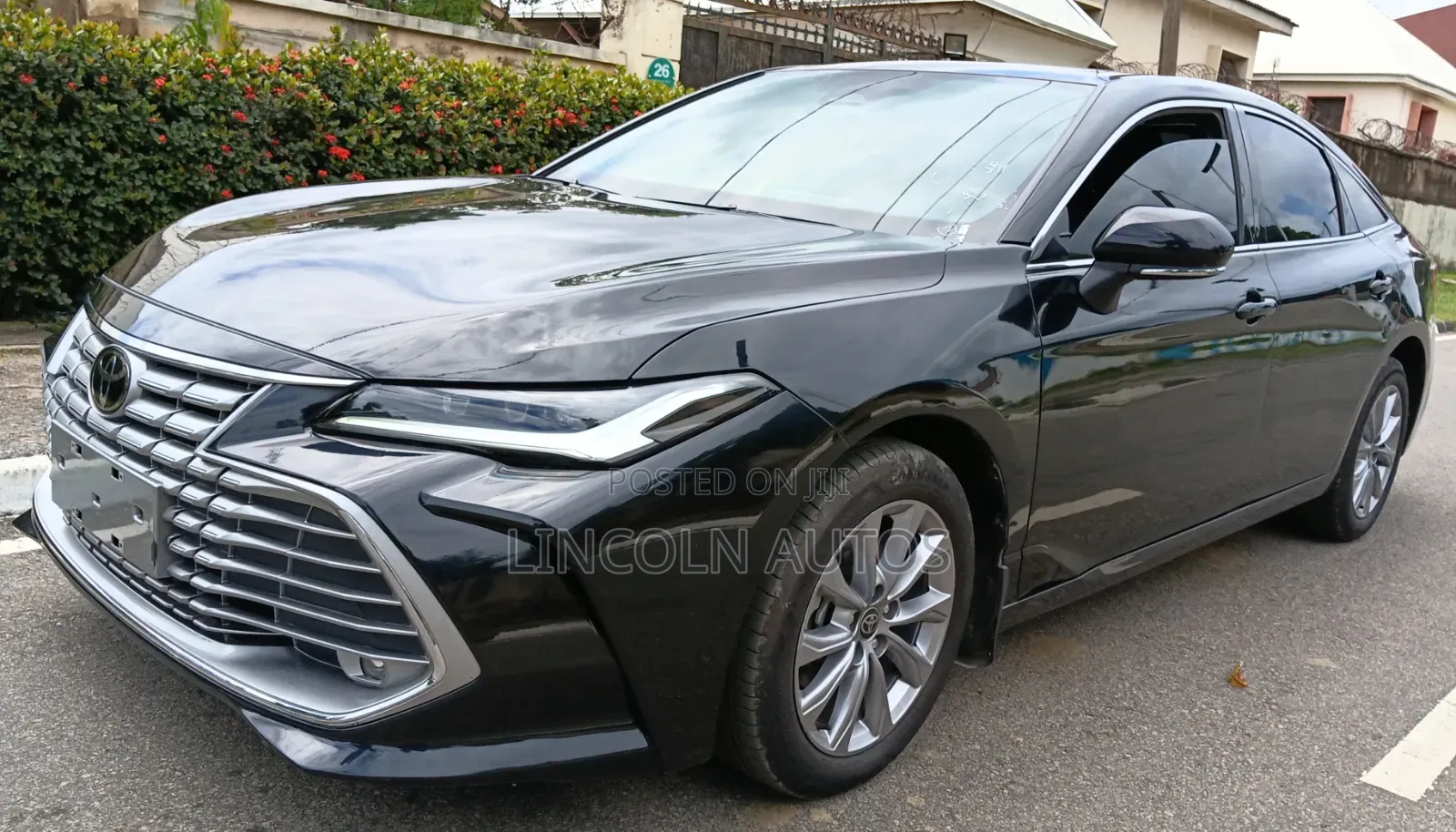 Toyota Avalon 2025 Matt Black