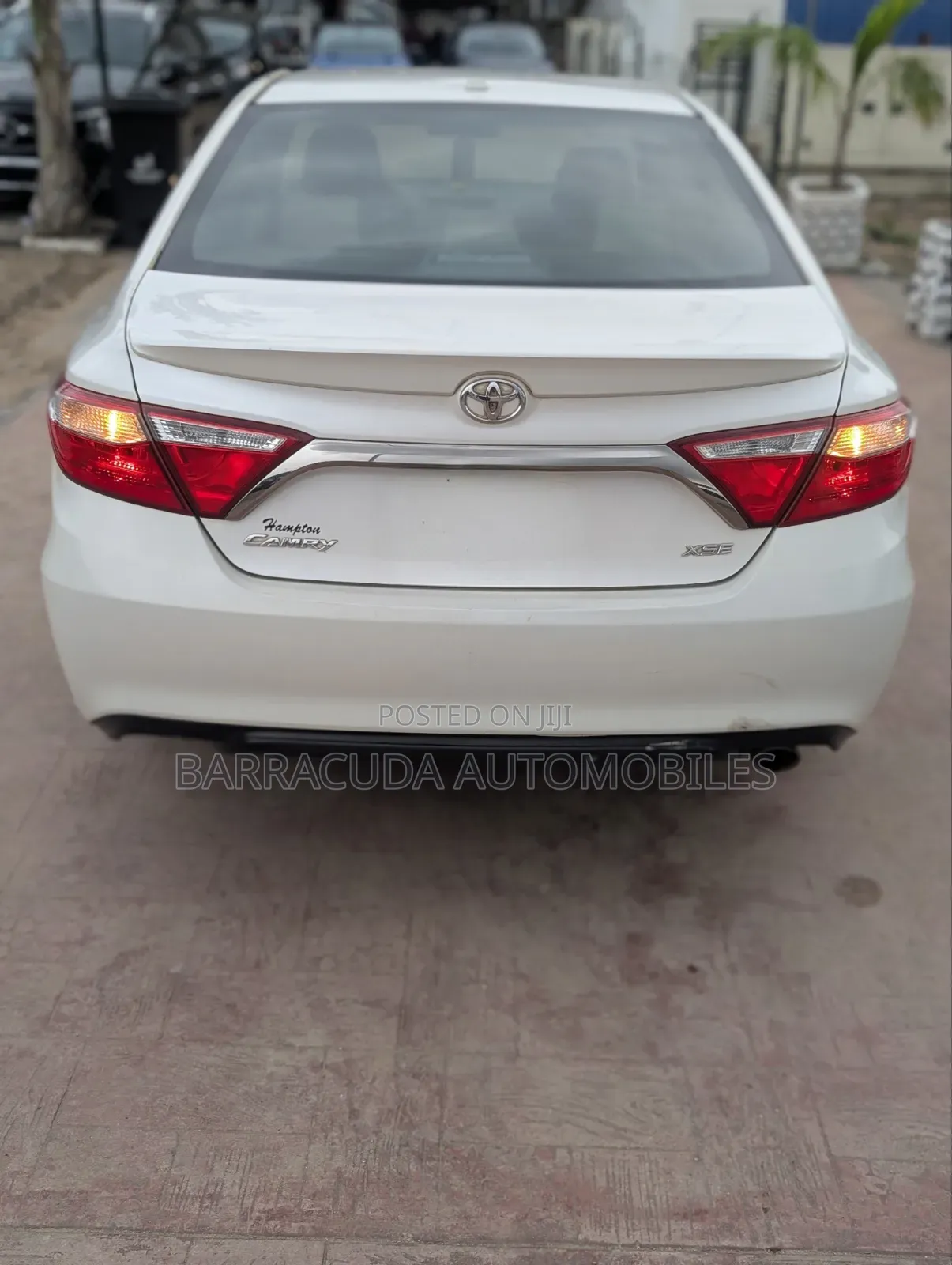 Toyota Camry XSE 4dr Sedan (2.5L 4cyl 6A) 2015 White