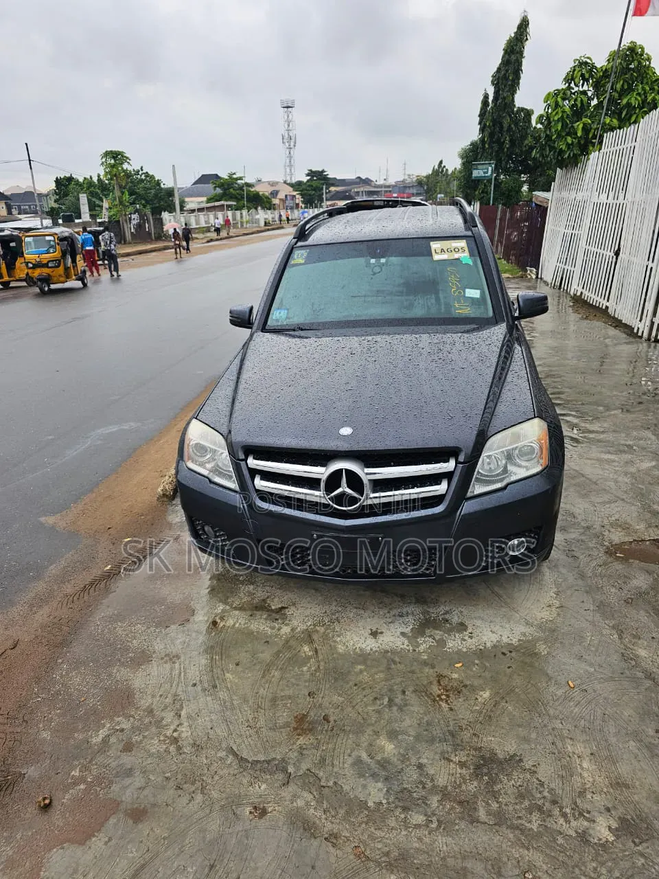 Mercedes-Benz GLK-Class 2010 Gray