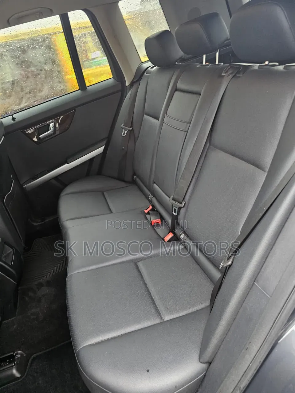 Mercedes-Benz GLK-Class 2010 Gray