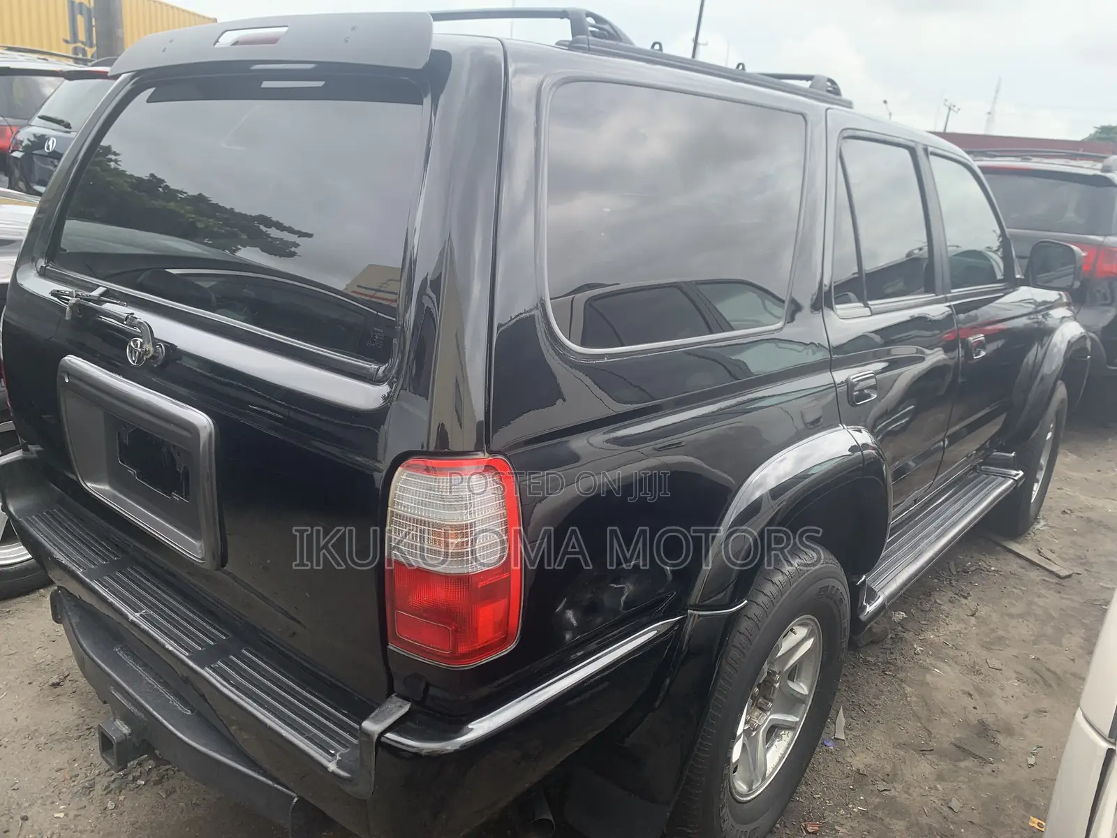 Toyota 4-Runner 2000 Black